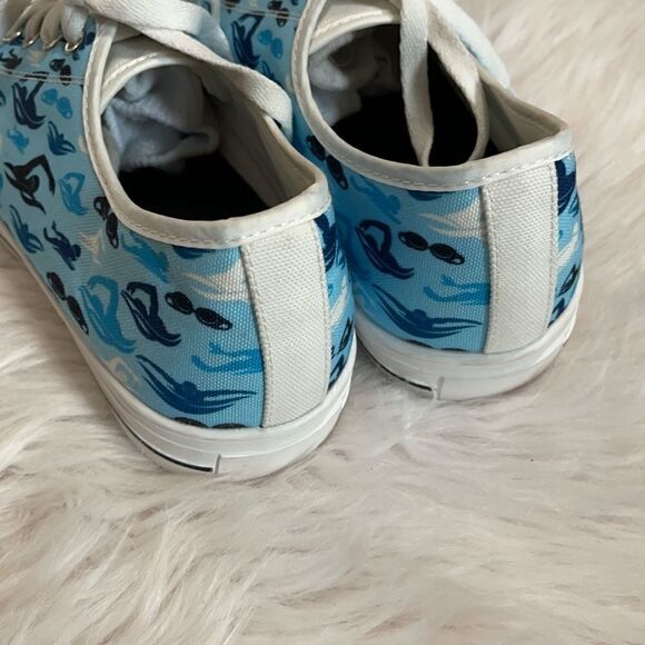 𝅺swimmer Design Low Top Sneaker Sz F12 M10 - Picture 3 of 14